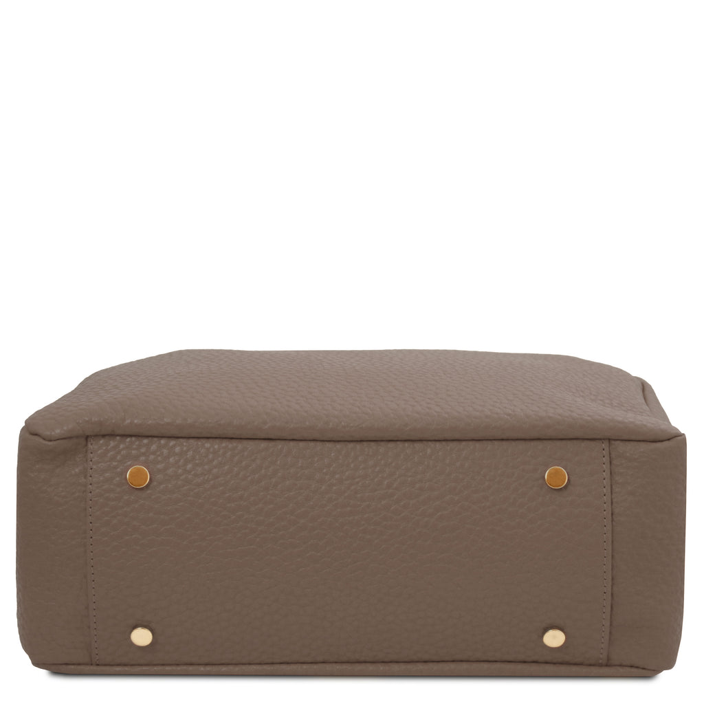 Amy Soft leather shopping bag