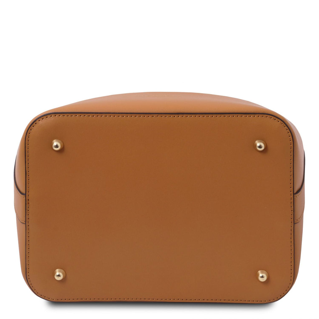 Vittoria - Leather bucket bag